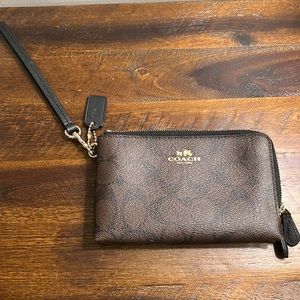 COACH Double zip wristlet
